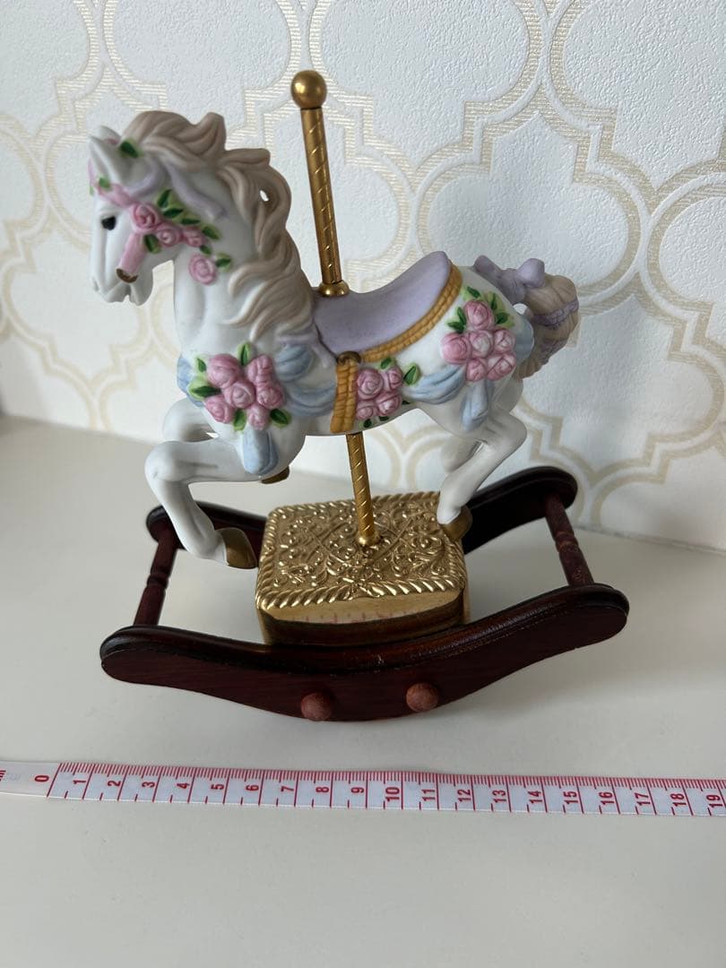 MUSIC BOX COMPANY＊ オルゴール メリーゴーランド　馬