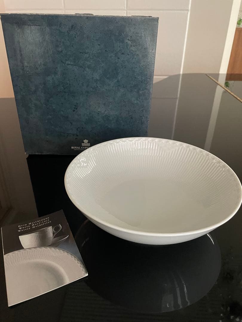 【新品】ロイヤルコペンハーゲン ホワイトフルーテッド ハーフレース ボウル