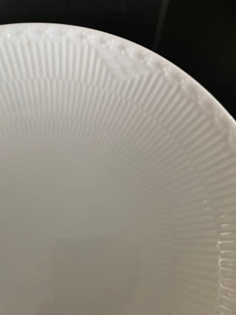 【新品】ロイヤルコペンハーゲン ホワイトフルーテッド ハーフレース ボウル