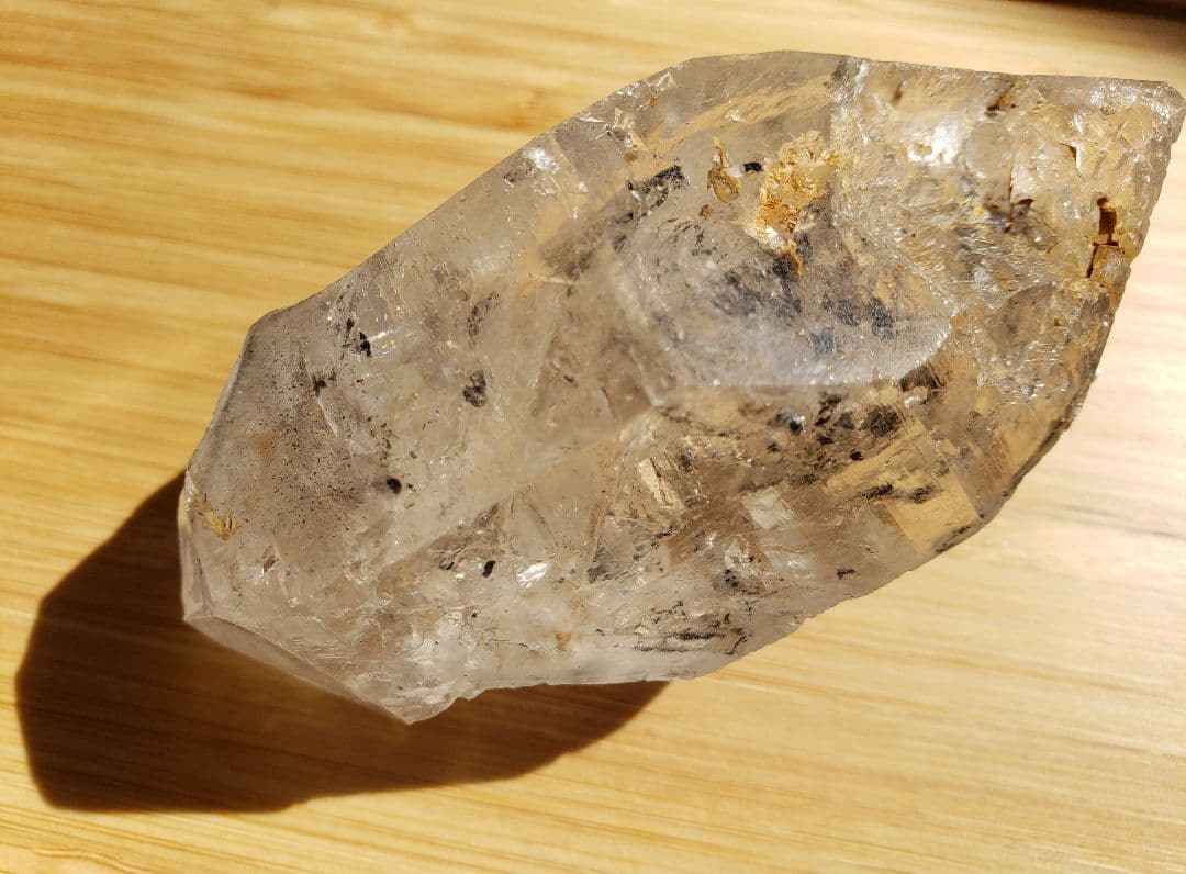 水入り グラファイト イン クォーツ