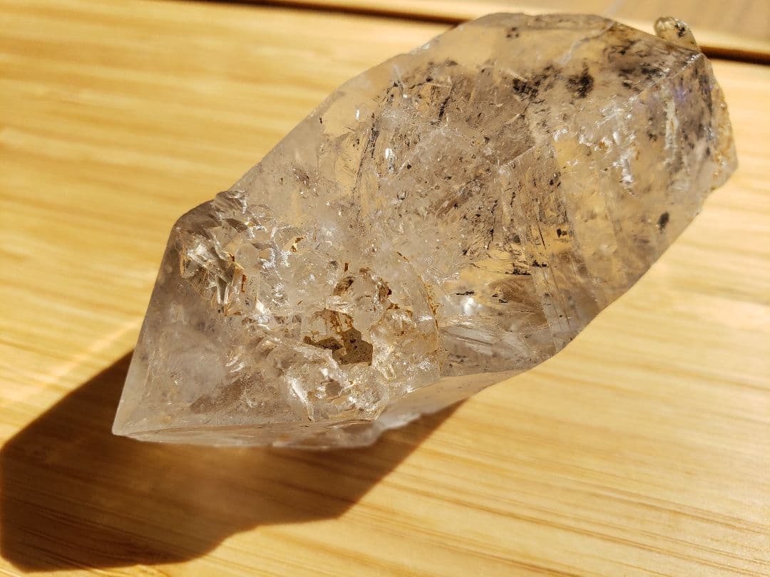 水入り グラファイト イン クォーツ