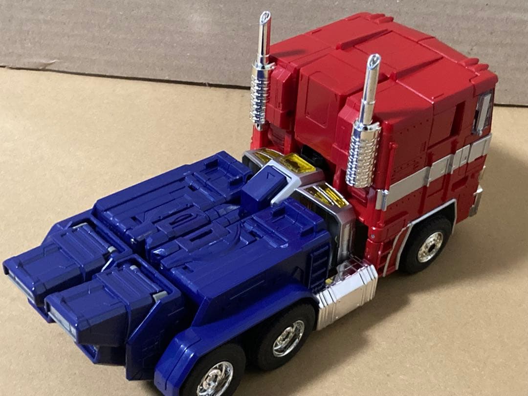 トランスフォーマー マスターピース MP-10 コンボイ