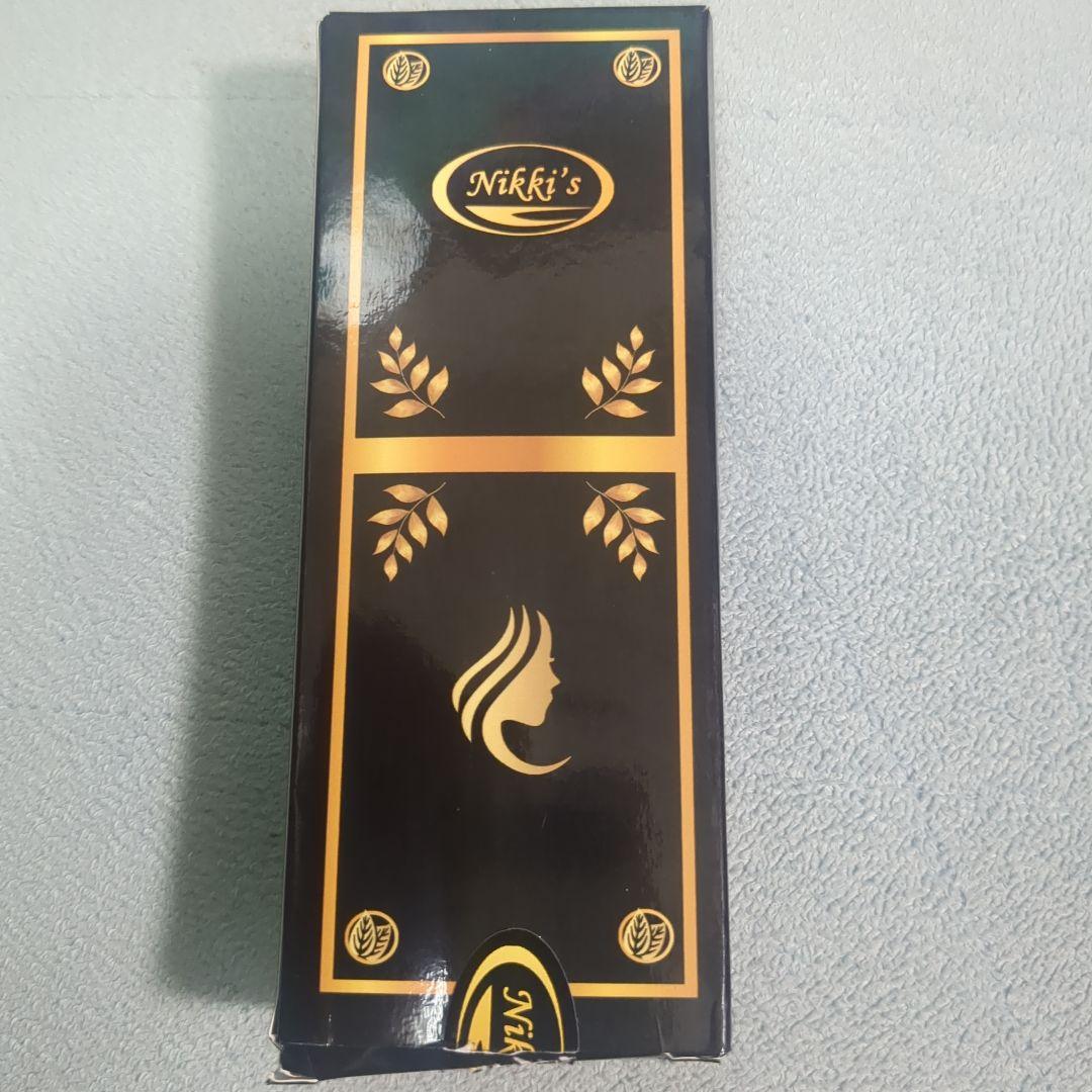 ニキビ跡、毛穴、しみ、そばかす　噂のNikki's Skin Clear 通常版