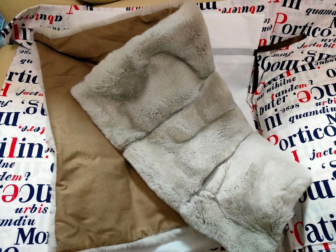 レッキスラビット枕カバー ライトグレー