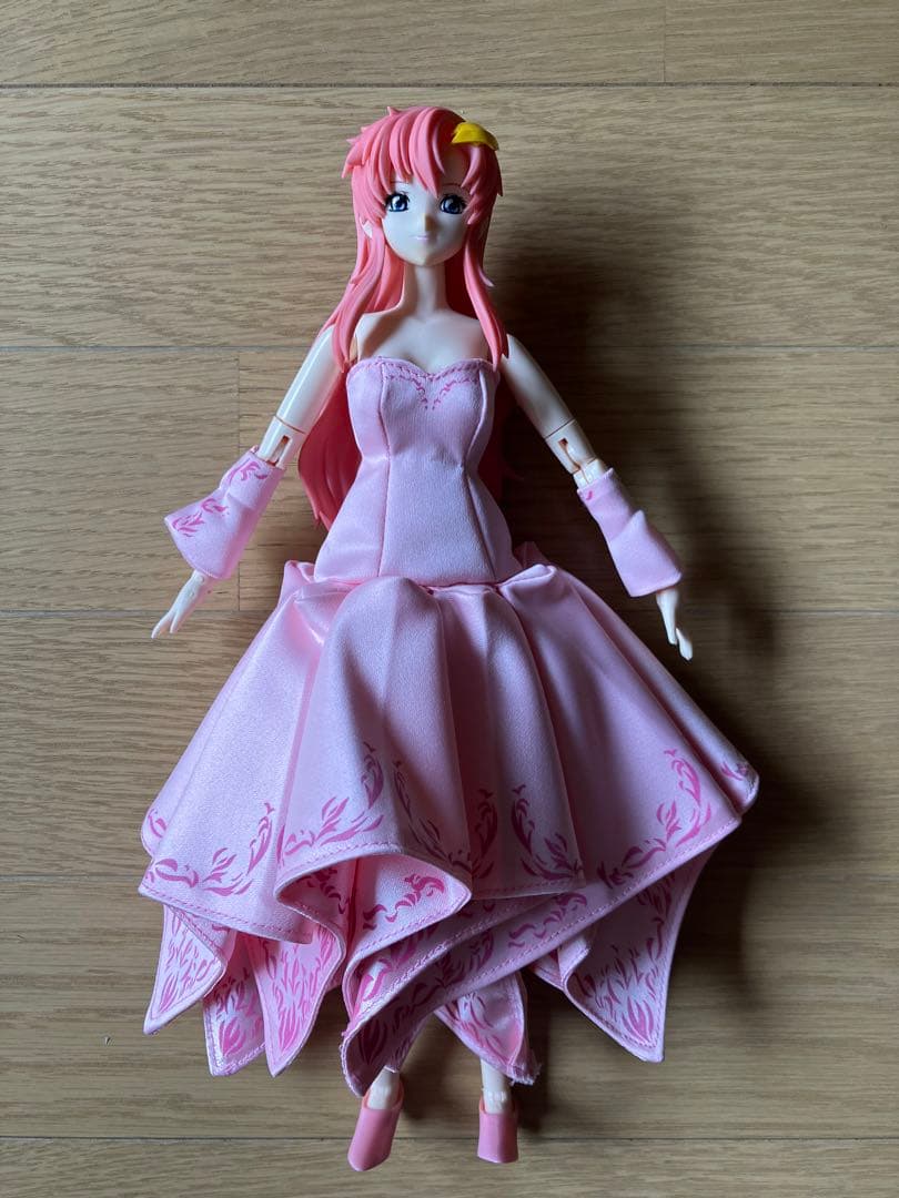 ラクスクライン ピンク ドレス 数量限定フィギュア ガンダム SEED レア