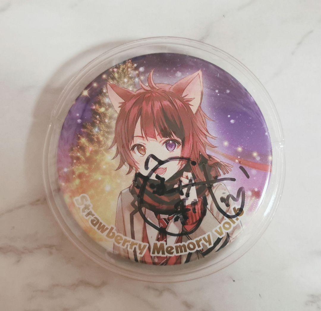 莉犬くん すと6 サイン入り缶バッジ - メルカリ