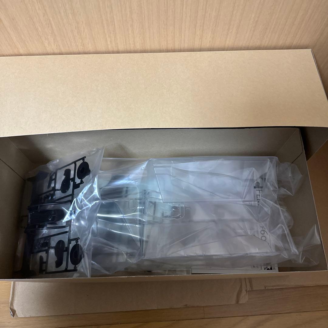 F104スペアボディ フェラーリ 2種類 - メルカリ