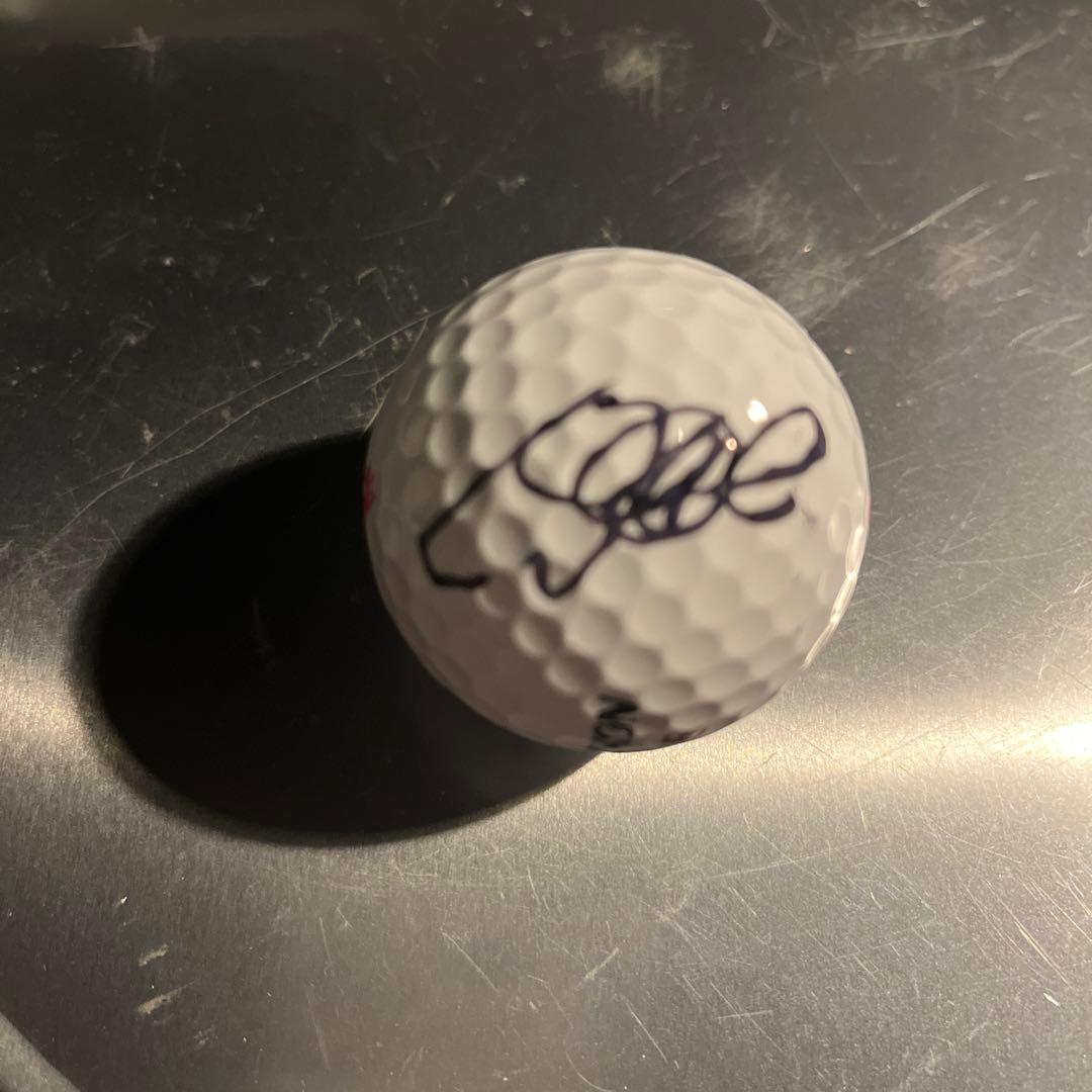 チロル様山下美夢有選手ネームボール