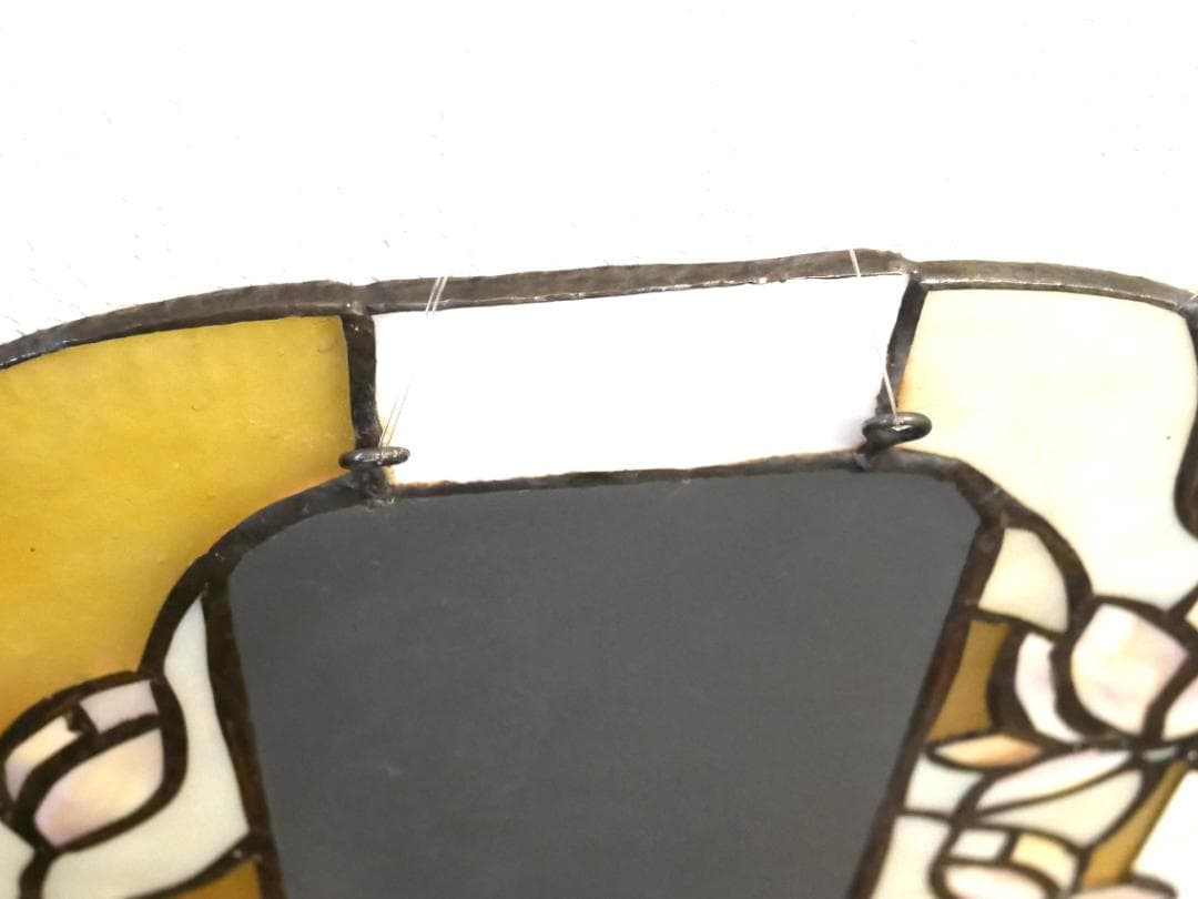 ✴︎:.。蓮の壁掛け鏡♪　ベージュトーン　ステンドグラス