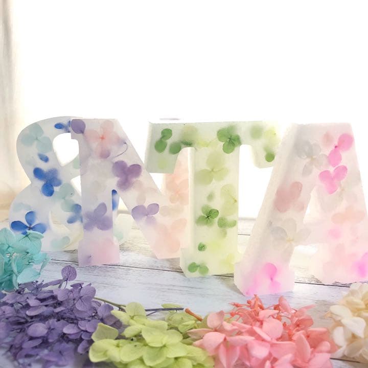 完売】アルファベット イニシャル キャンドル 紫陽花 あじさい