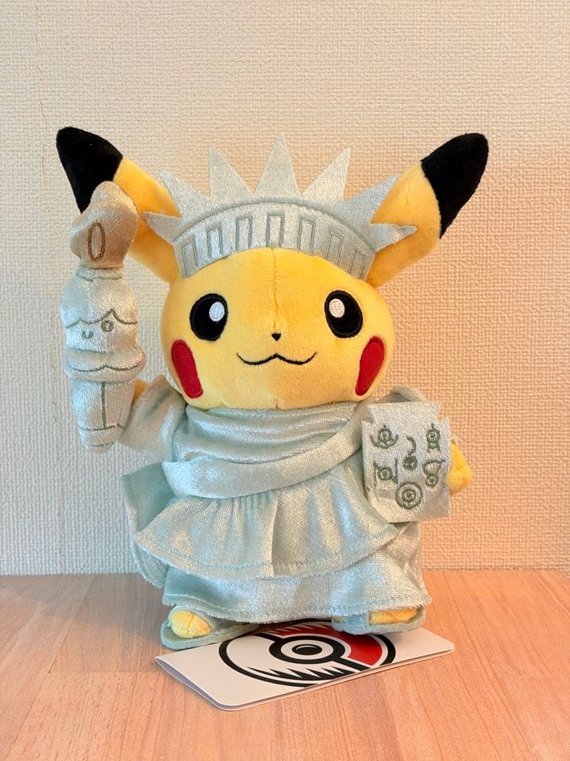 ピカチュウ ぬいぐるみ 自由の女神 新品タグ付き ニューヨーク