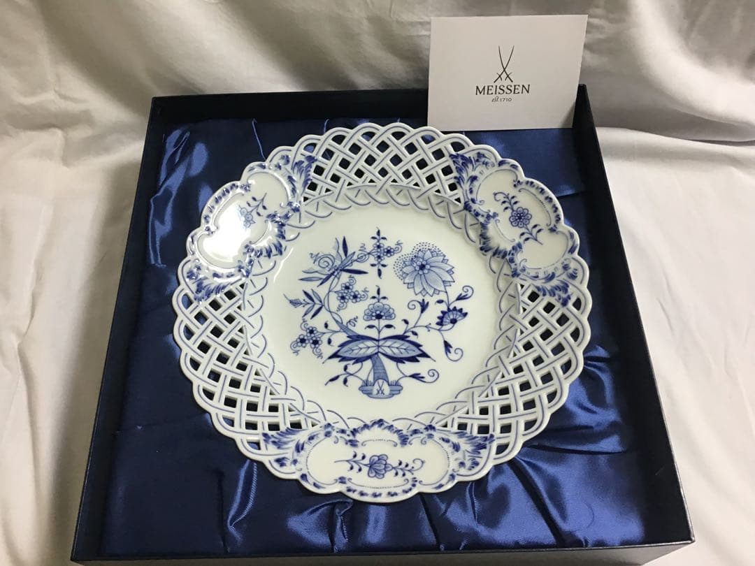 新品未使用マイセン★ブルーオニオン★メッシュプレート★MEISSEN透かしレース