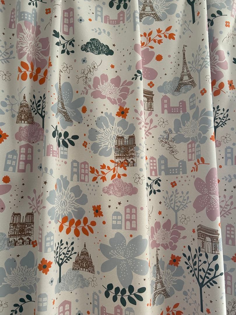 205　ミニラボ　1級遮光カーテン　レース　ベルメゾン　2枚ずつセット