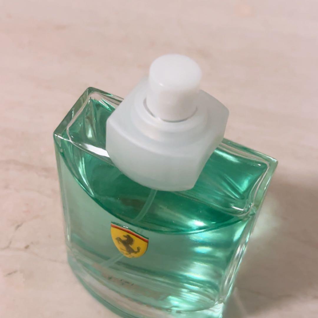 js☆未使用☆ フェラーリ スクーデリア ライトエッセンス 75ml 香水