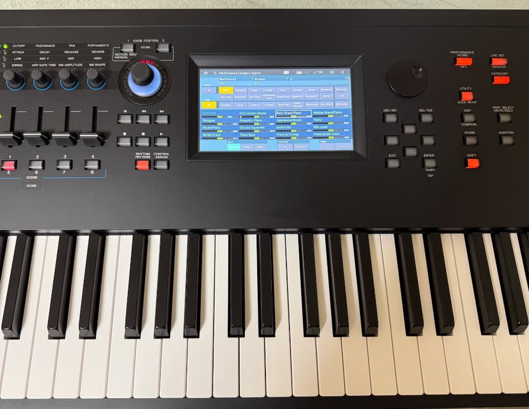 Yu さん専用になりました．YAMAHA MODX8+ ハーフペダルFC3A付き