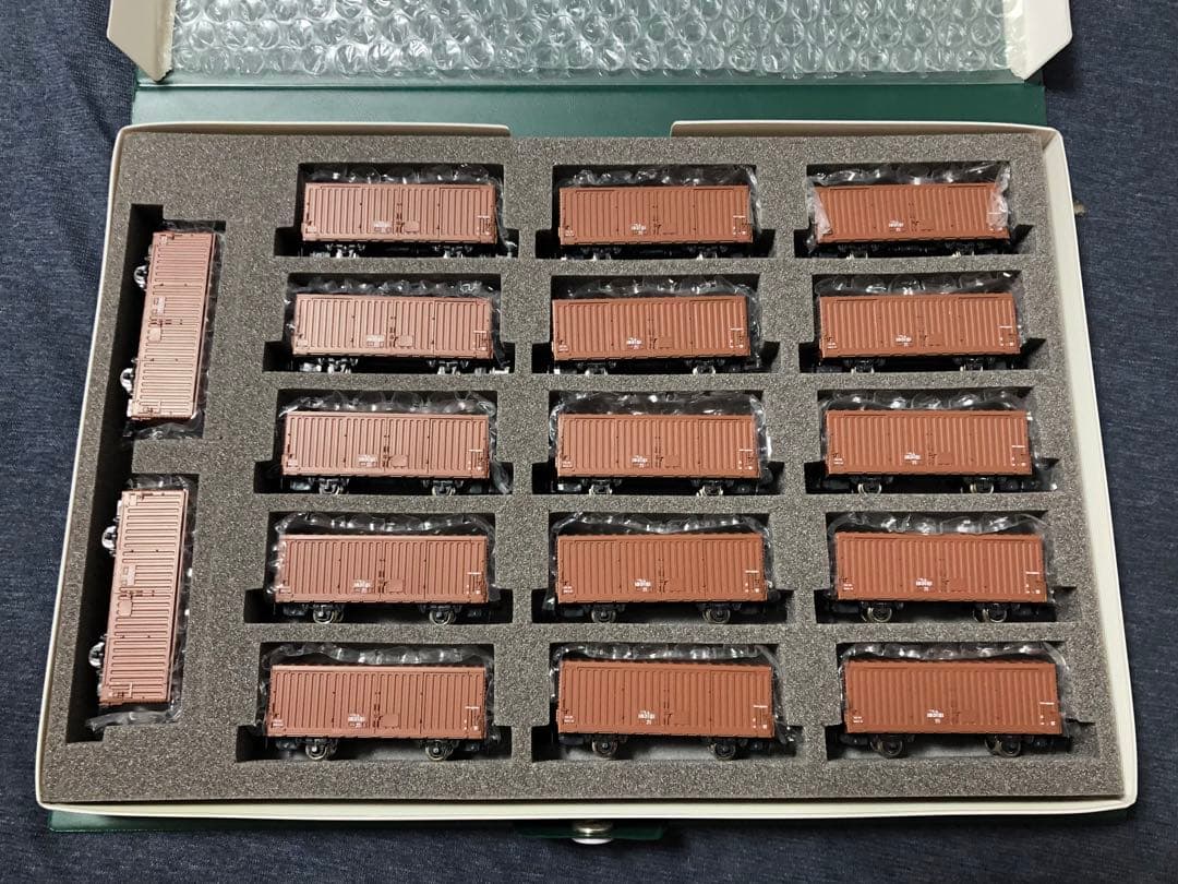 KATO Nゲージ 茶色ワム80000貨車 17両セット 専用ケース付き