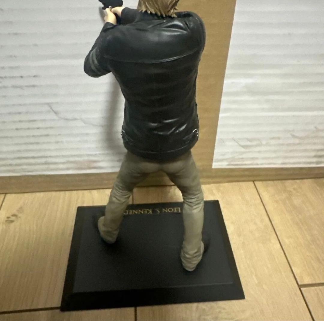 タイムセール！明後日 Leon S. Kennedy フィギュア バイオハザード