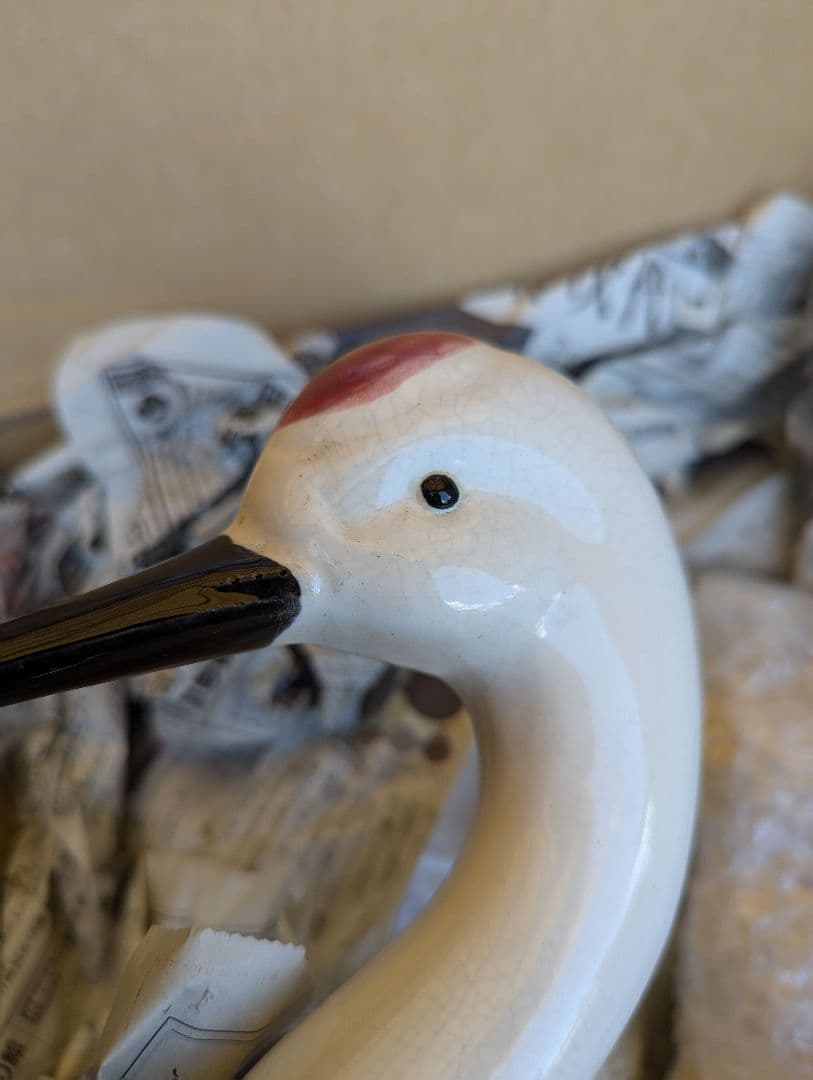 信楽焼　陶器製　鶴の置物