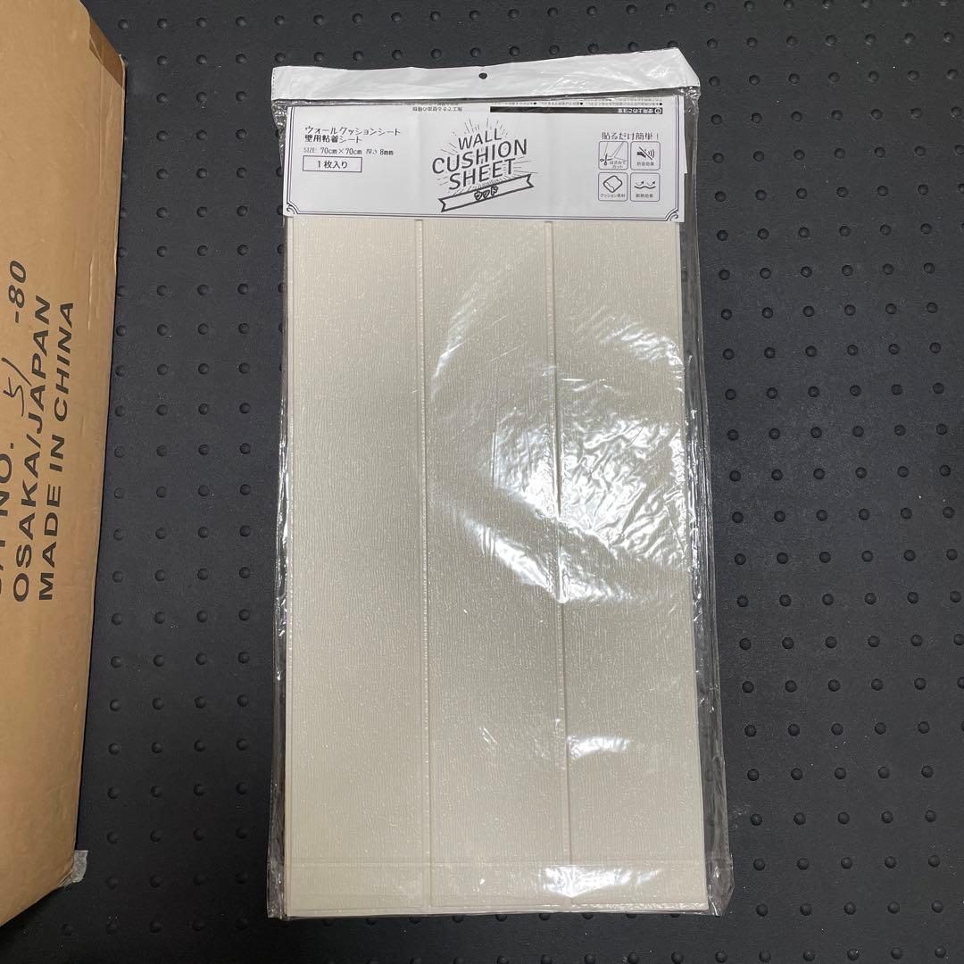 ウォールクッションシート（ホワイト）20枚　壁紙　木目調　クッションパネル