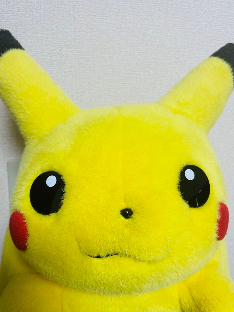 極美品】ピカチュウ TOMY 等身大ぬいぐるみ 初期 - メルカリ