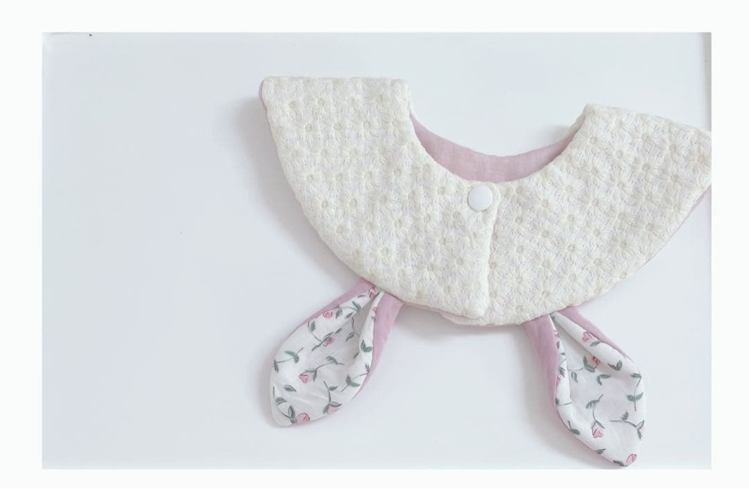 ハンドメイドスタイ　ベビースタイ　くれは様