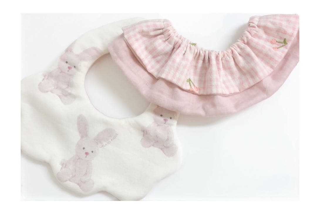 ハンドメイドスタイ　ベビースタイ　くれは様