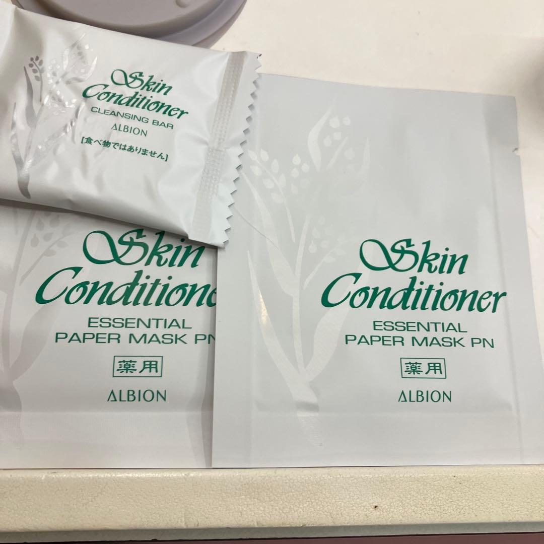 しーちゃん♪ページです 美容液セット