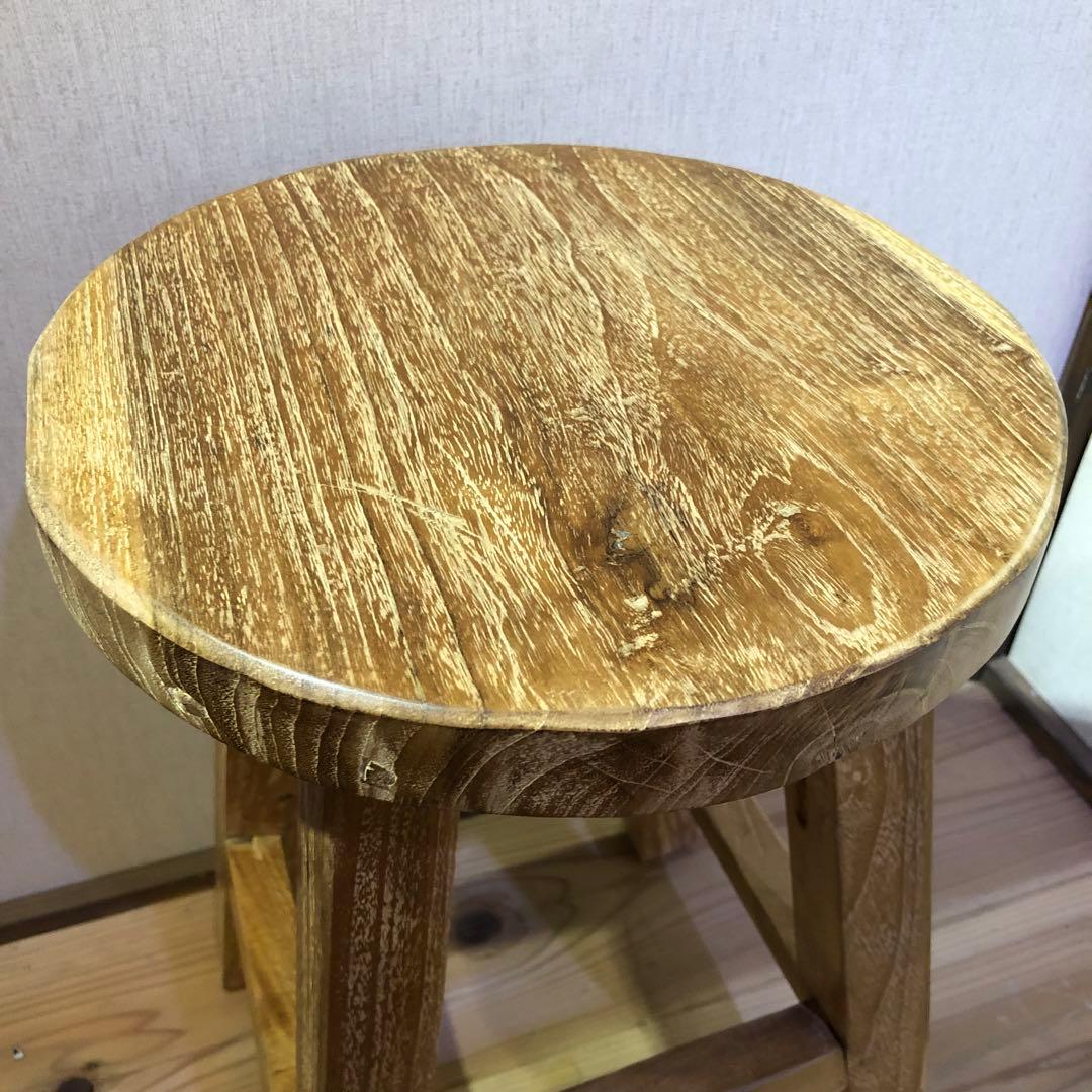 オールドチーク材のスツール 無垢材 円形 丸型 腰掛け 椅子 ラウンドスツール