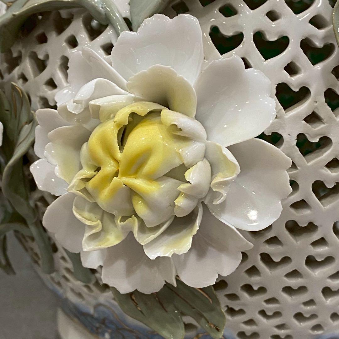 透かし彫り 置物 インテリア 花 アンティーク