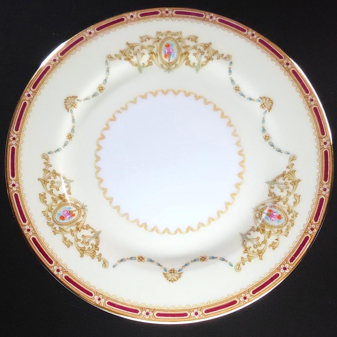 ノリタケ 古風なパン皿 8枚