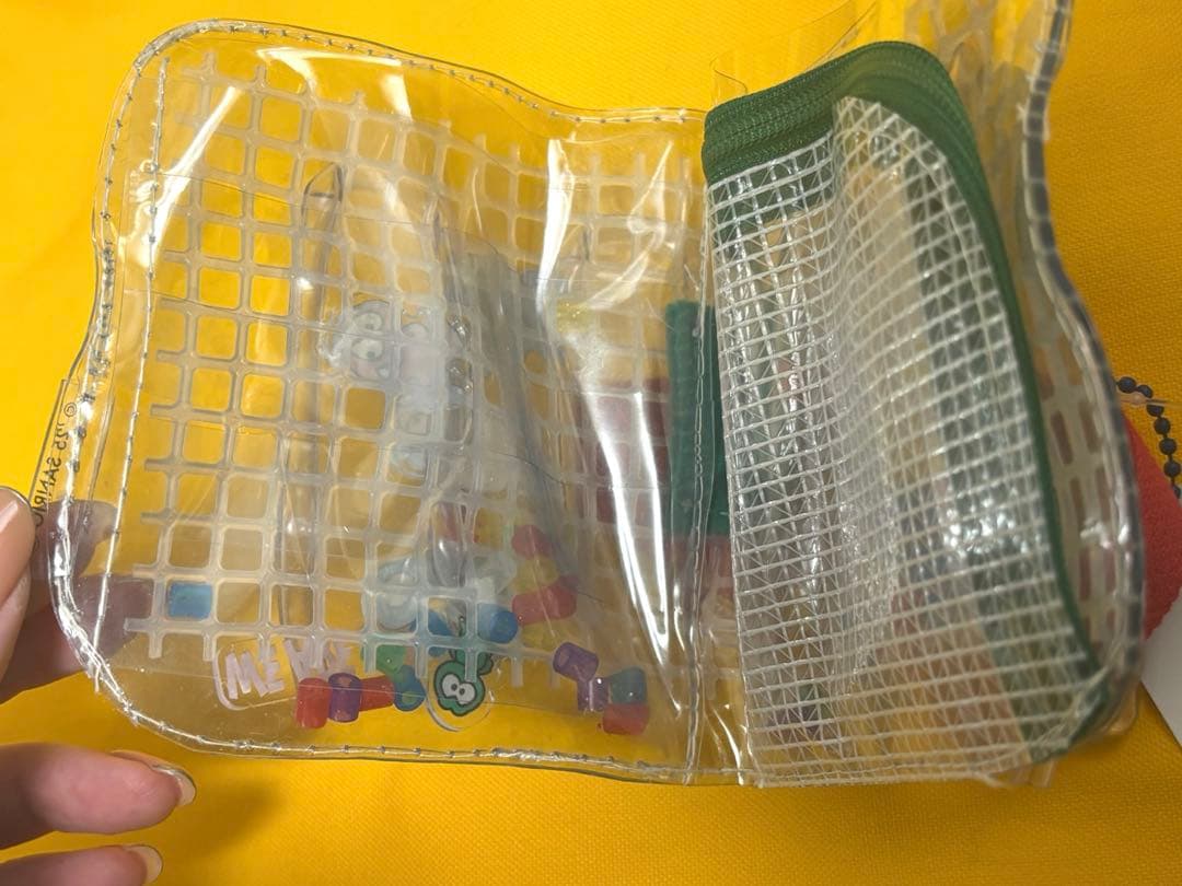 新品】サンリオ neo 財布(ダイナソアーズ) 伊勢丹 ファンシーサンリオ