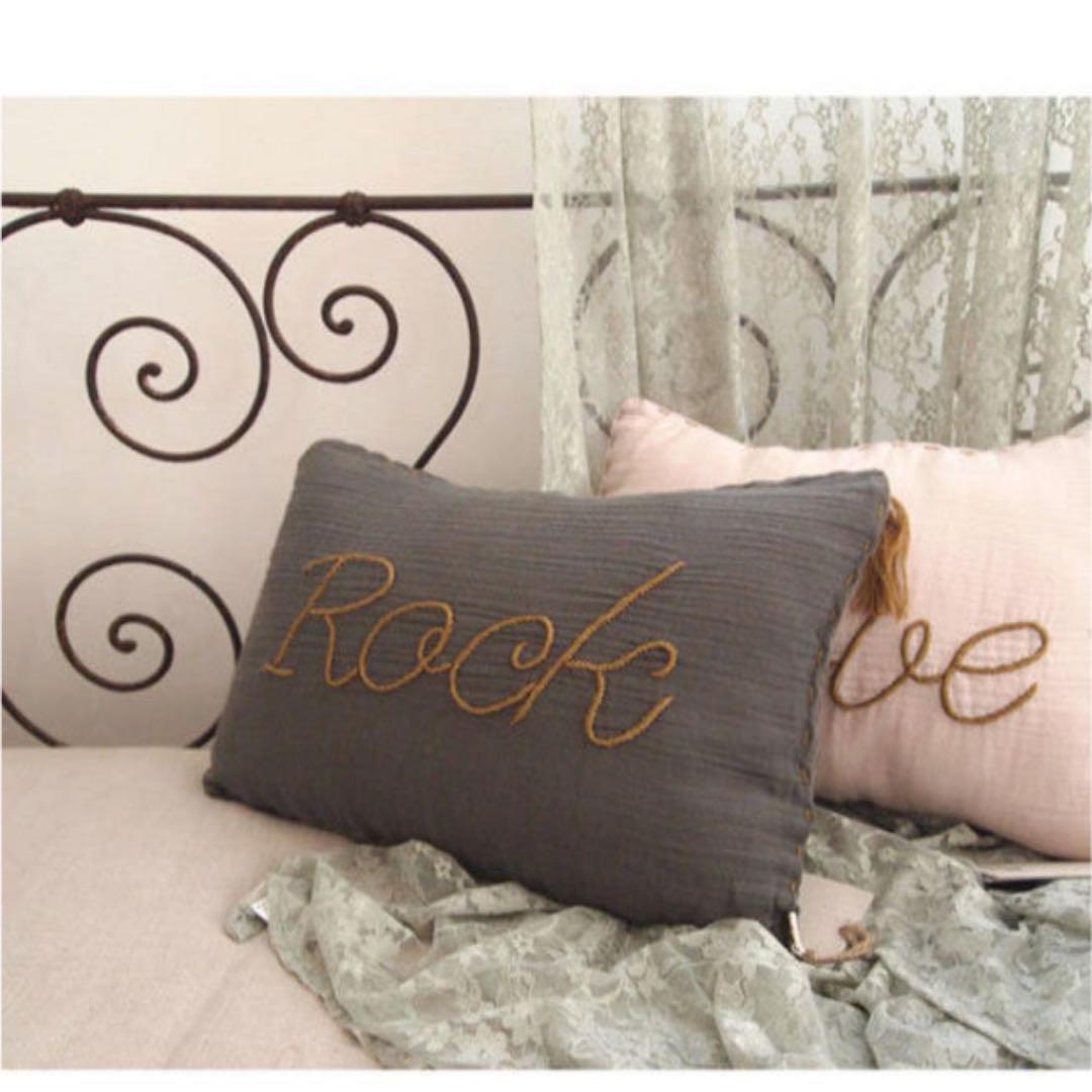 値下げヌメロ74 スタークッションとクッションカバー