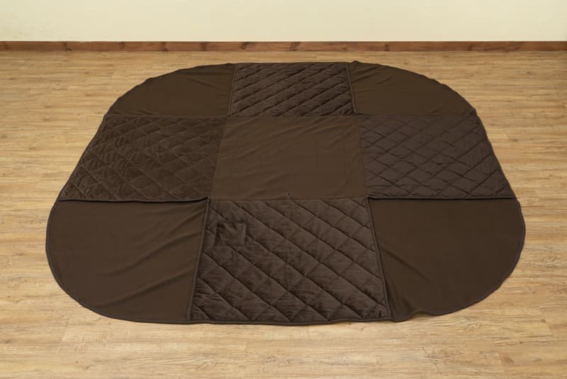 《新品・送料無料》ダイニングコタツ　80×80　正方形　掛け布団セット