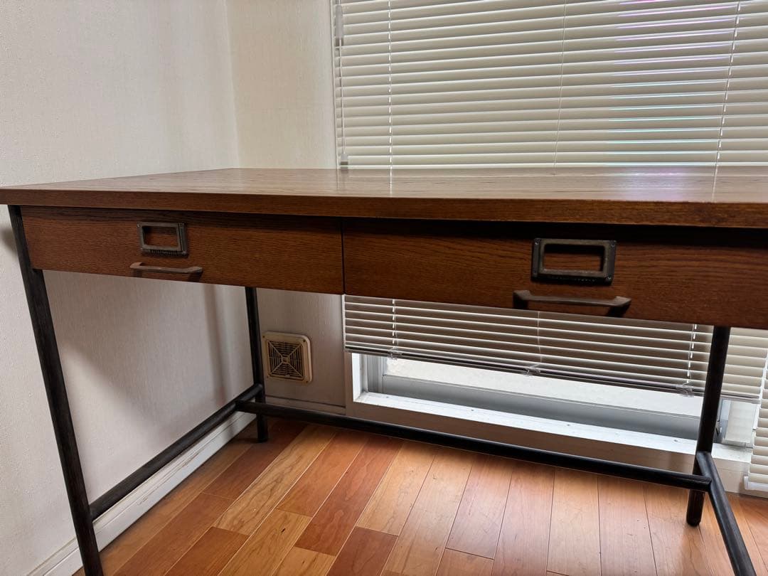 トラックファニチャー　SUTTO DESK