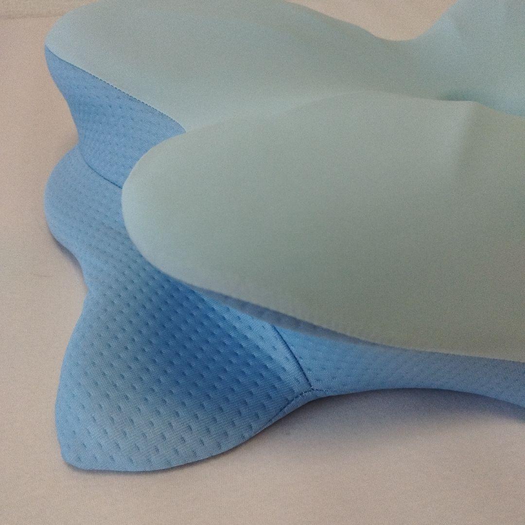 derila Ergo Edition デリラ　エルゴ　枕　ピロー　新品未使用