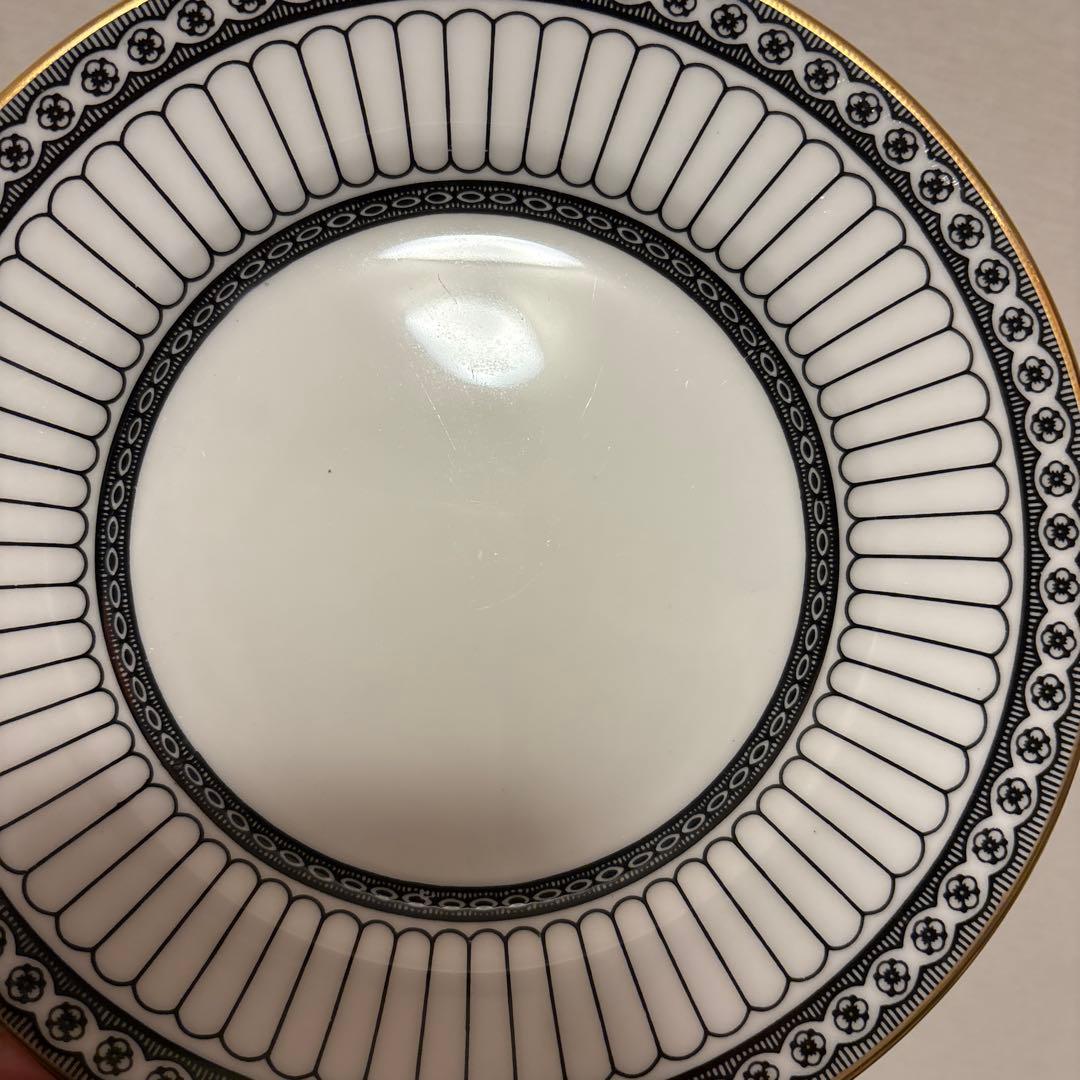 ウェッジウッド　コロネード　ブラック　デザートプレート　15.5cm