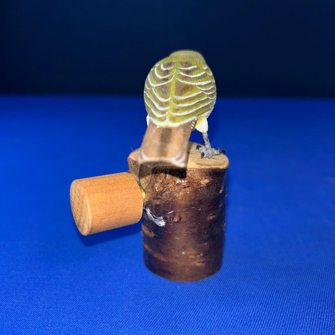 バードカービング　メジロ