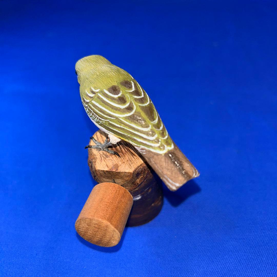 バードカービング　メジロ