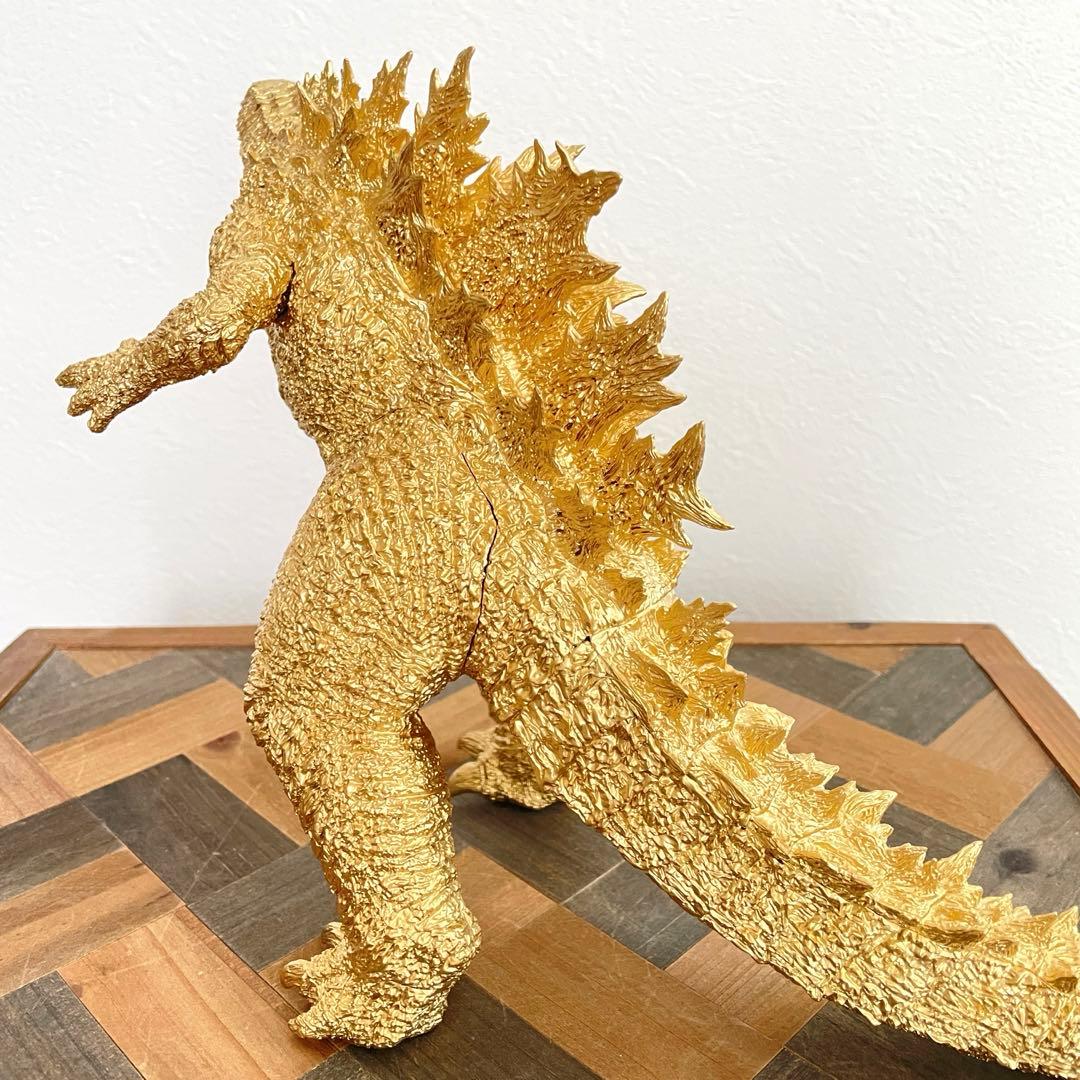 ゴジラ 一番くじ A賞 SOFVICS GODZILLA ゴールドカラーver. - メルカリ