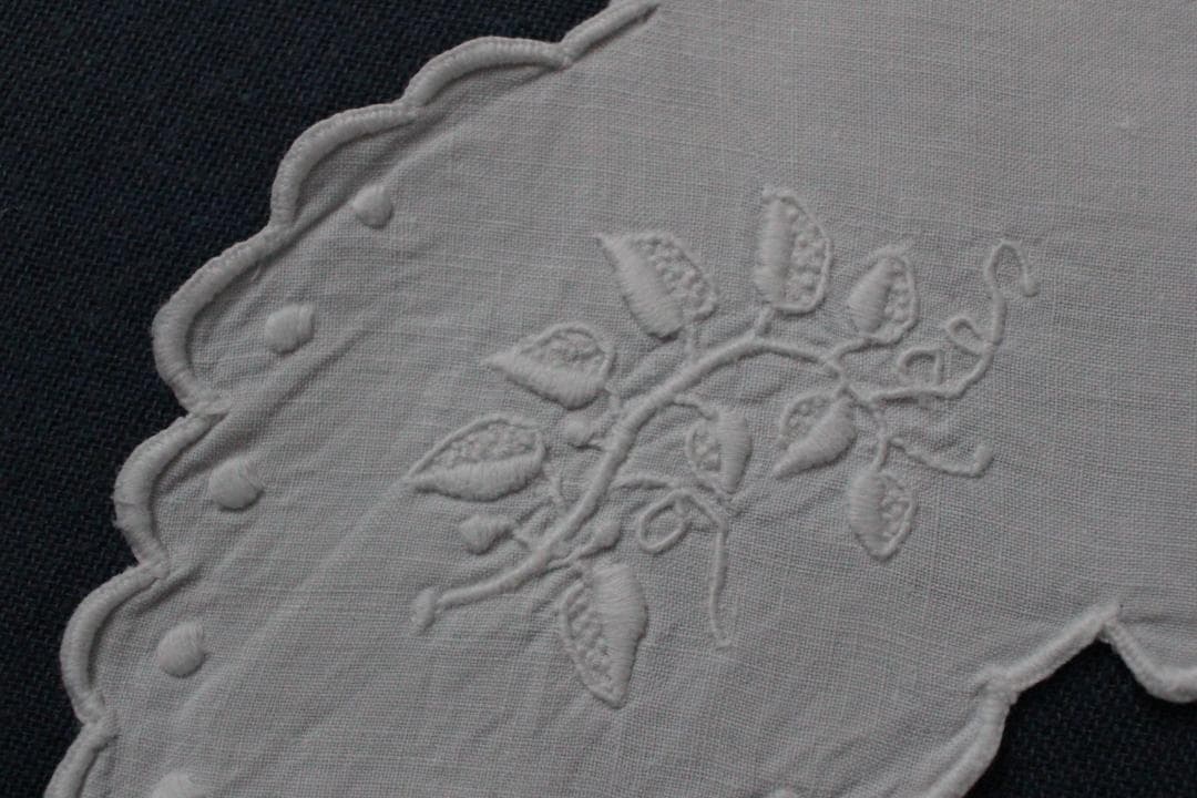 フランスアンティーククッションカバー \"P・F\"