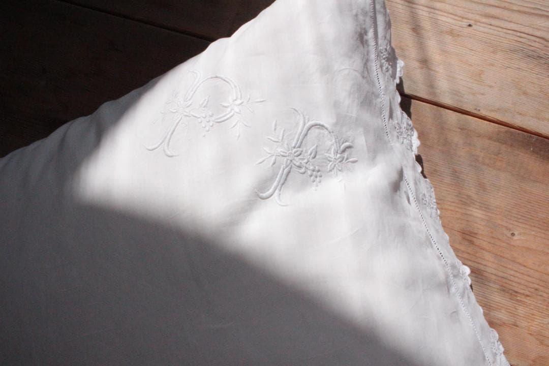 フランスアンティーククッションカバー \"P・F\"