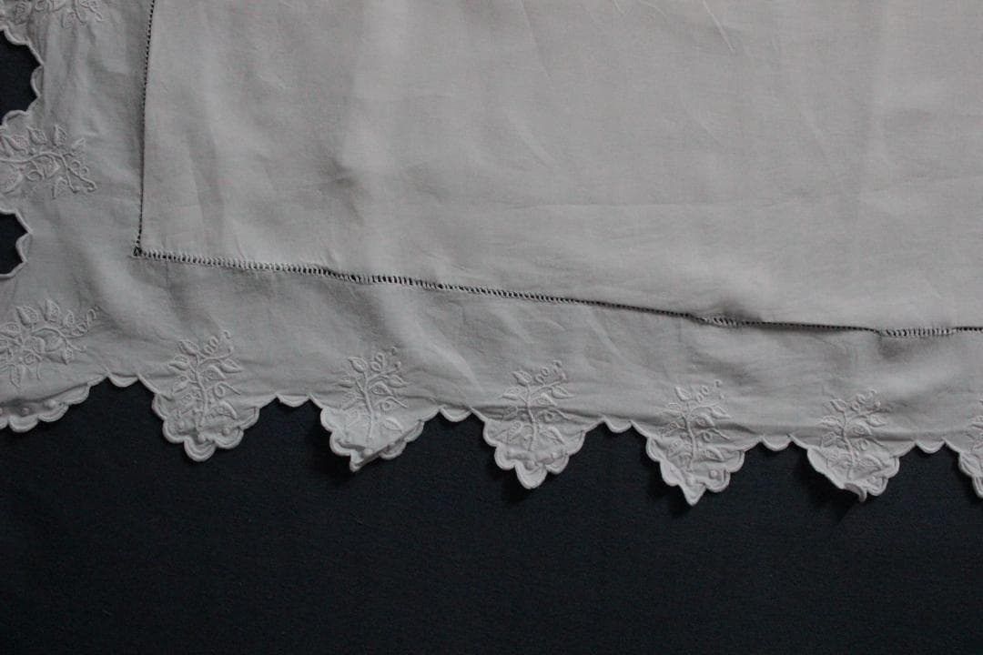 フランスアンティーククッションカバー \"P・F\"