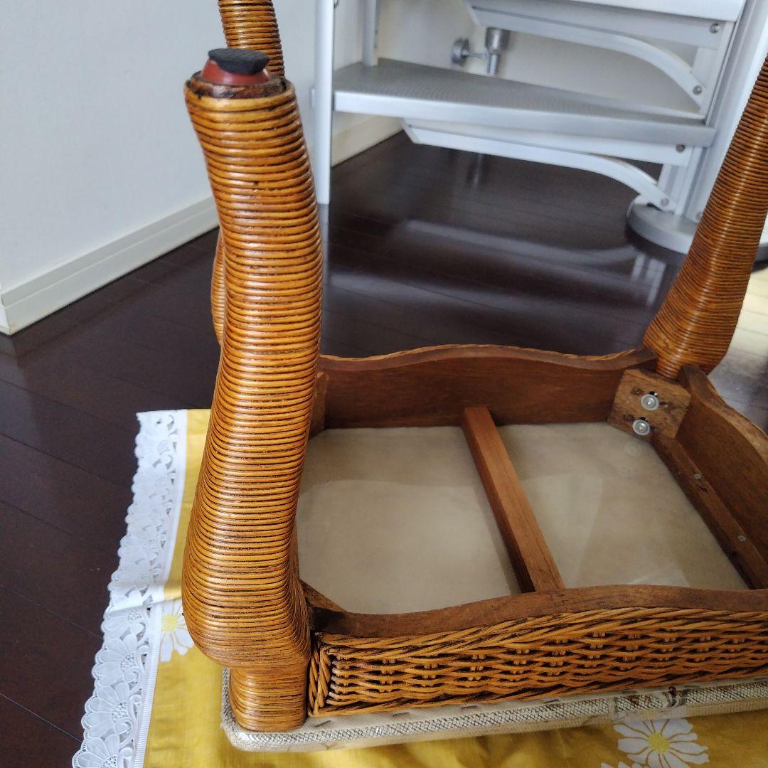美品です!ラタン 籐 アンティーク 猫脚 ジャガード スツール オットマン 1脚