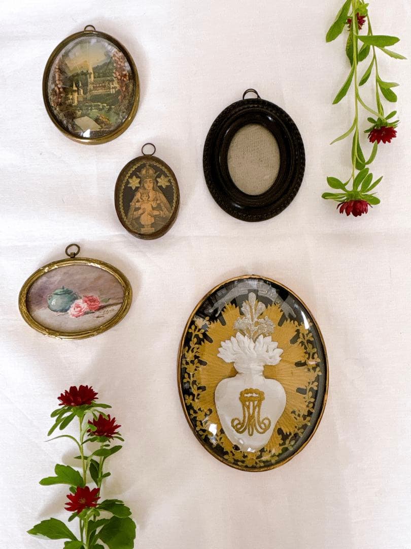 フランスアンティーク　メダイヨン　壁掛け　マリアさま