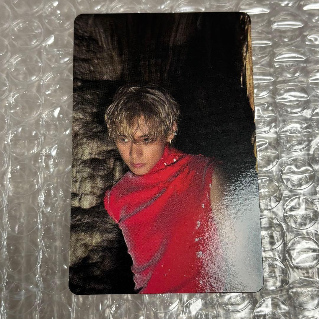 BTS V layover ユニバ 特典 ラキドロ トレカ テテ JPFC ① - メルカリ