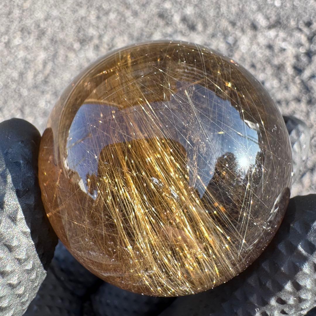M-46ゴールドルチル丸玉　針入りルチルクォーツスフィア　天然石　44mm