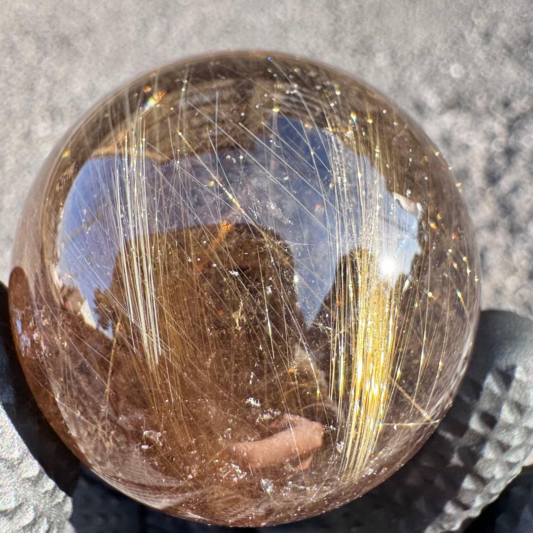 M-46ゴールドルチル丸玉　針入りルチルクォーツスフィア　天然石　44mm