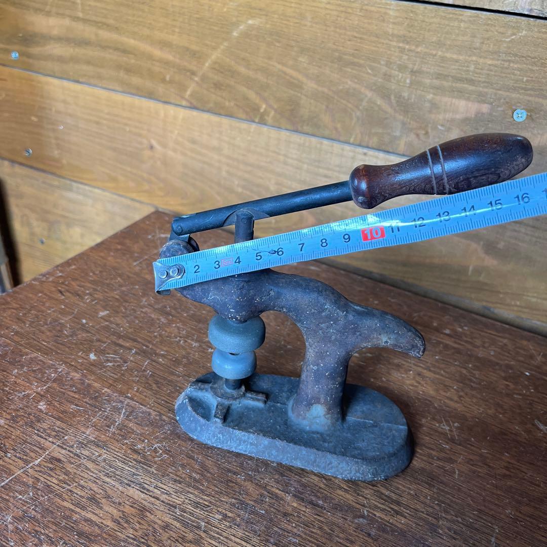 アンティーク　腕時計の道具