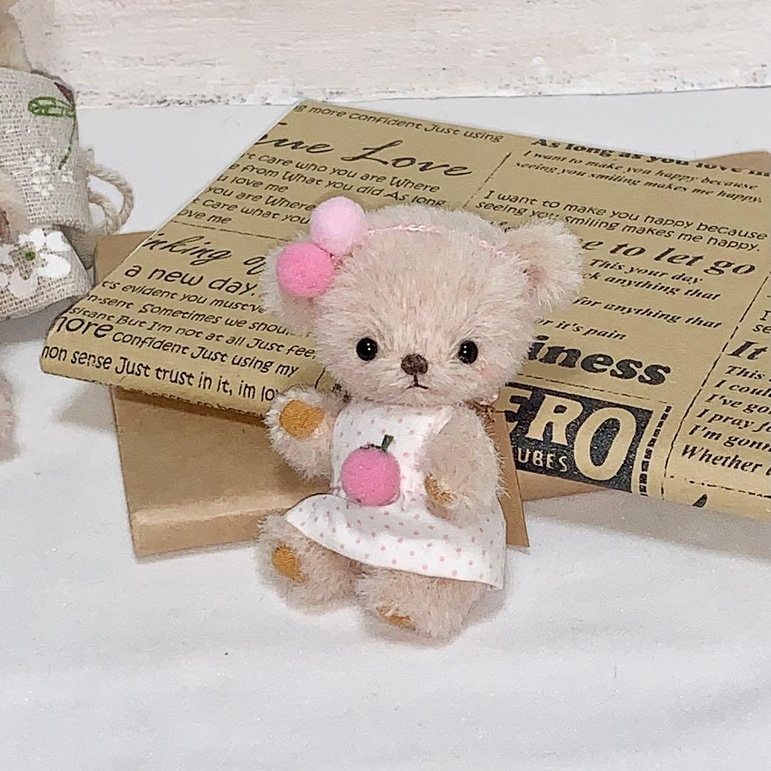 テディベア ペールピンク 小さなくま 可愛いくま ドット柄ワンピ ボンボン付き