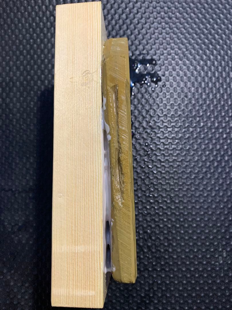 天然砥石　正本山　戸前　仕上げ砥石　台付き